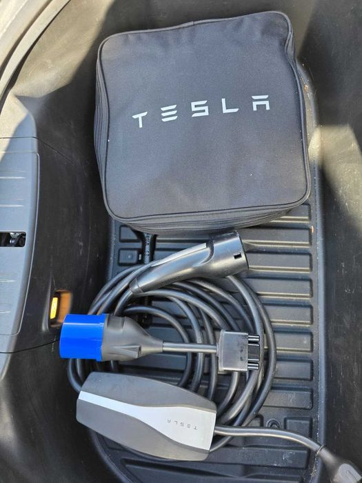 Tesla Model 3 Performance