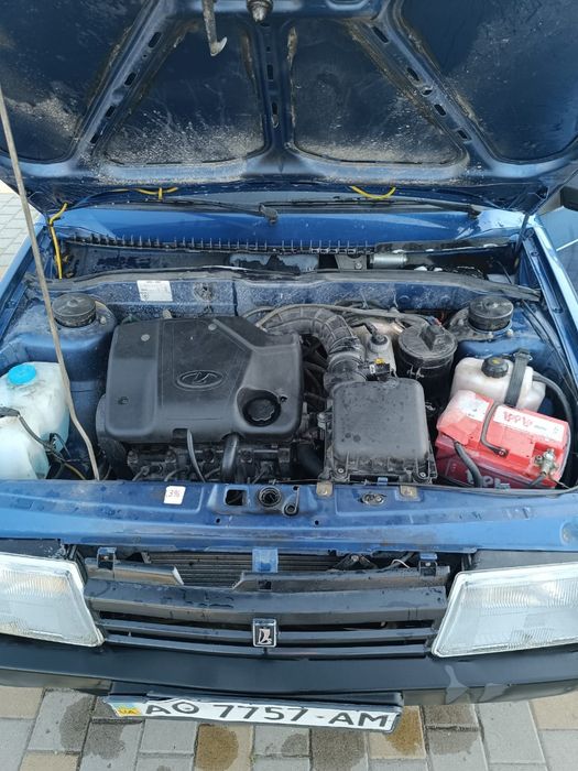 Продам автомобіль ВАЗ 21099