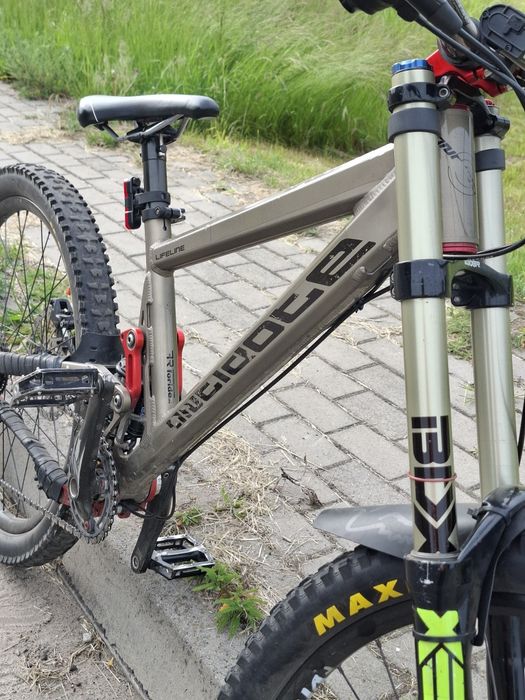 Rower do skakania antidote lifeline 2012