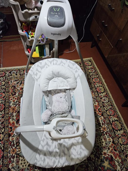 Продам крісло-гойдалку 2в1 Ingenuity SimpleComfort