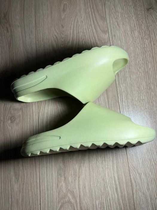 Nowe klapki rozmiar 37