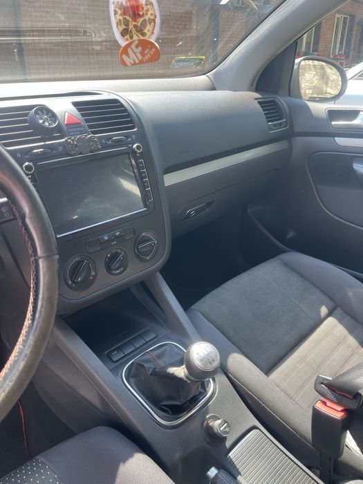 Продам volkswagen golf 5