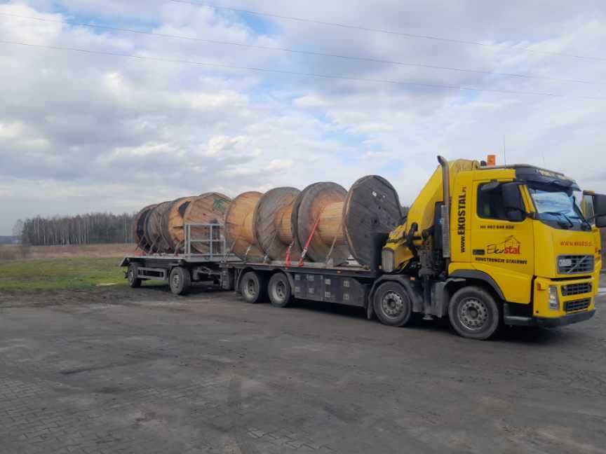 Transport HDS wynajem usługi dźwigowe usługa HDS dźwig dźwigu transport gabarytowy ponadgabarytowy kontenera kontenerów BDF montaż konstrukcji stalowe