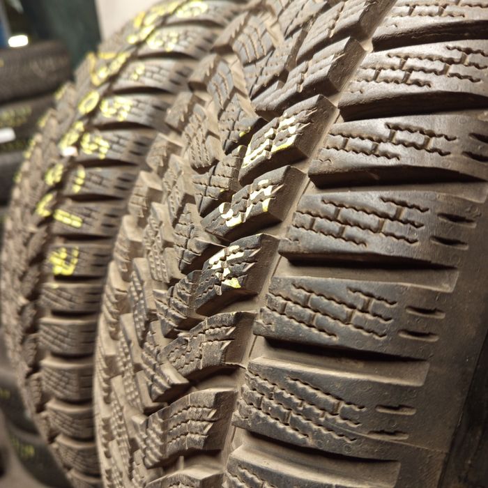 205/55/17 Dunlop WinterSport 5