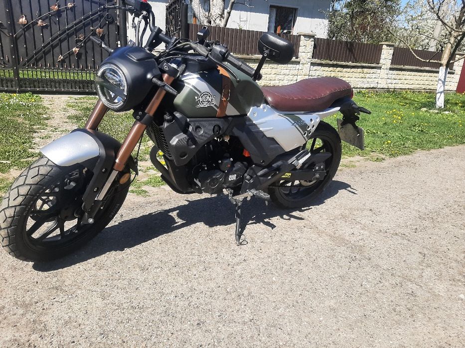 Продам Ліфан кпм 200