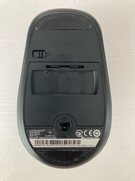 Комплект Microsoft 2000 (клавиатура + мышь, беспроводные)