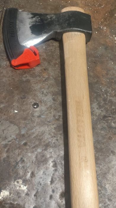 Продам сокиру BELLOTA