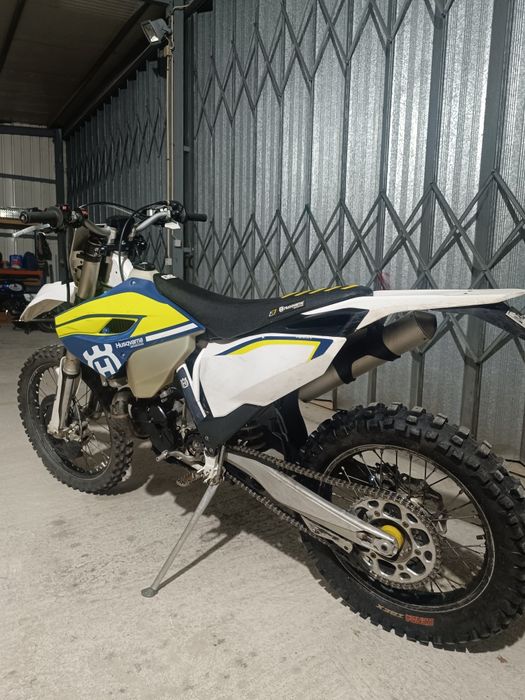 Husqvarna TE 300 matrículada