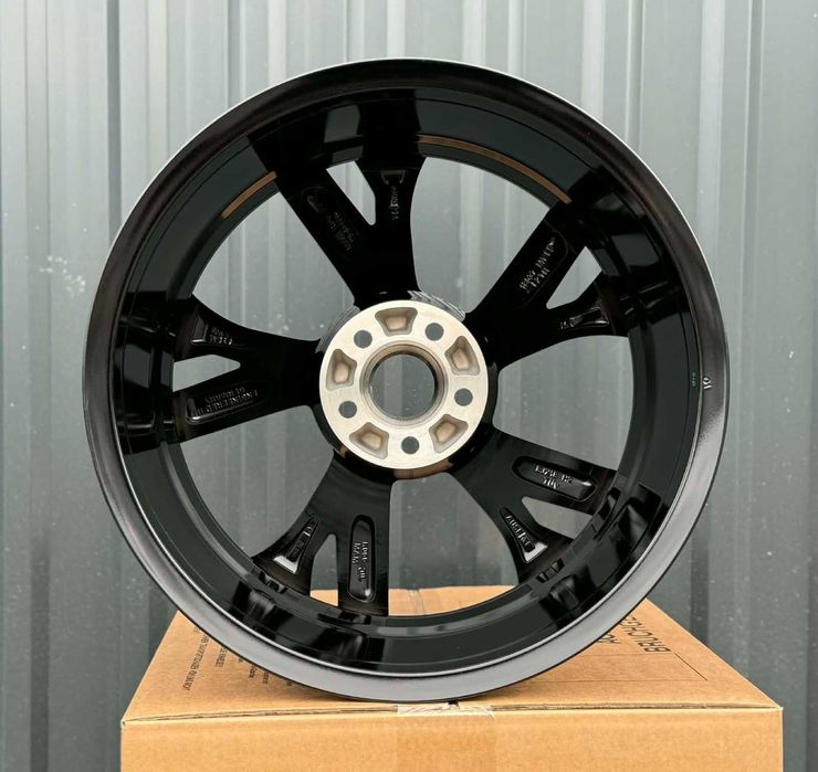 Alufelgi 5x108 r18 NOWE! FORD Focus Mondeo Kuga C Max S Max Edge Escape 182# Felgi aluminiowe MAM Germany