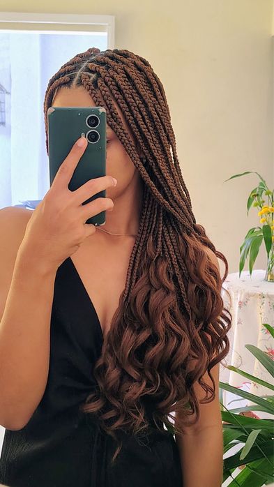 Tranças a domicilio sob taxa