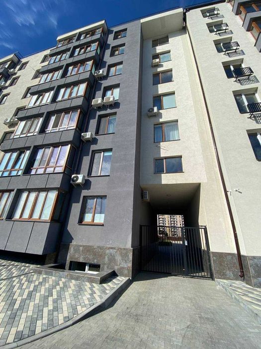ТЕРМІНОВО продам приміщення з ремонтом під кафе, салон, швейку,магазин