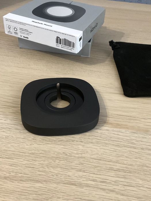 Nomad Magsafe Mount. Металична підставка для зарядної станції
