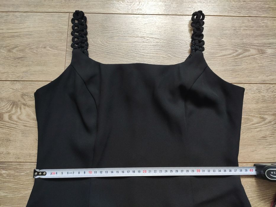 Sukienka na ramiączkach