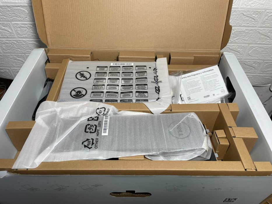 Ігровий 27-дюймовий монітор DELL S2716DG