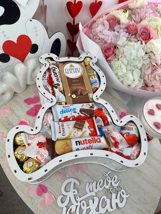 Преміум набір, подарунковий бокс з цукерками для дівчини