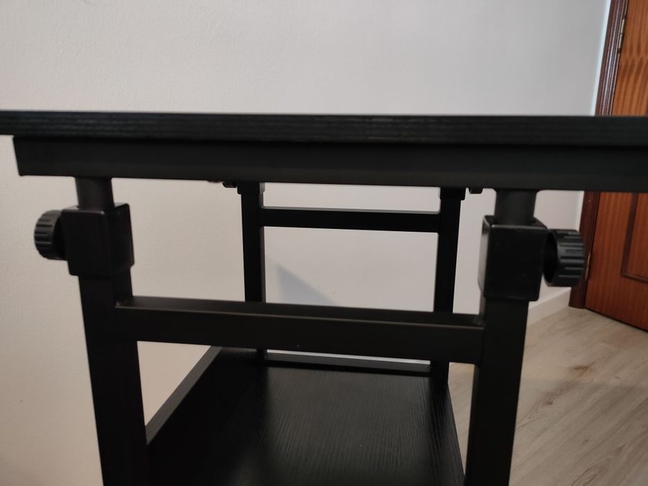 Mesa de apoio ajustável para Sofá ou secretária