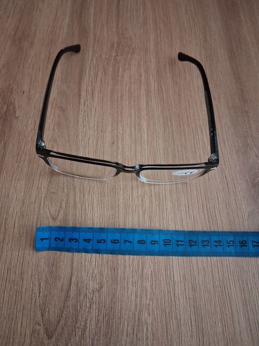 Okulary do czytania (+1,5)