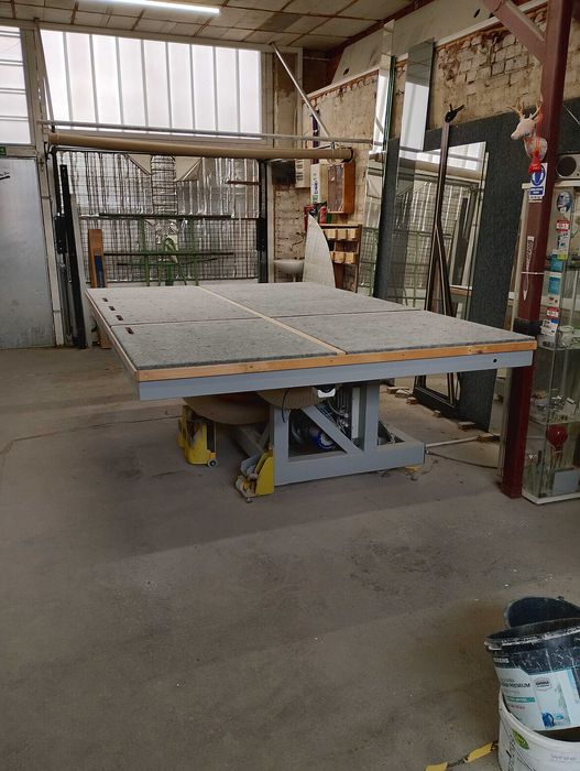 Stół do cięcia szkła