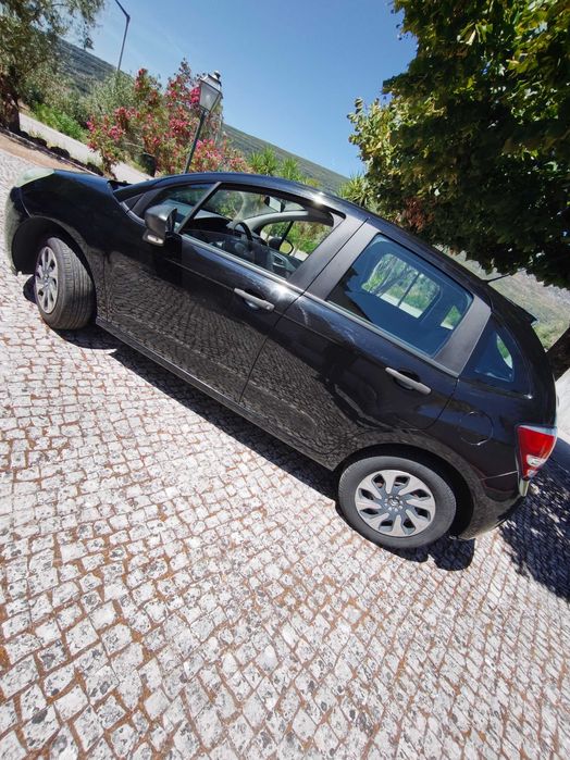 Citroen C3 1.4 .
