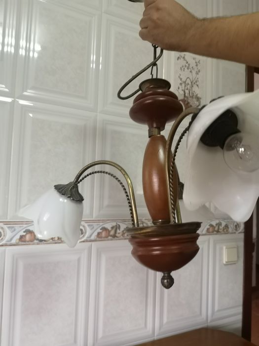 Candeeiro de tecto antigo