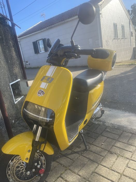 Moto elétrica voltrish  vendo ou troco
