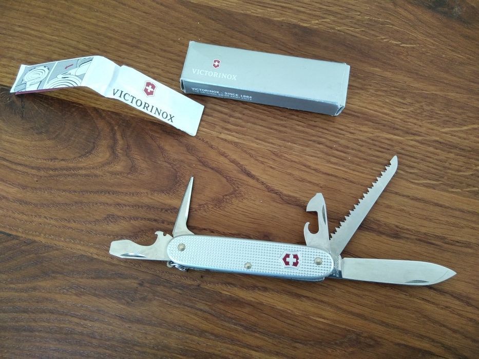 Victorinox farmer alox