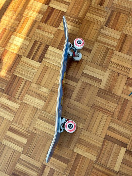 Skate Completo Tricks – Excelente Estado