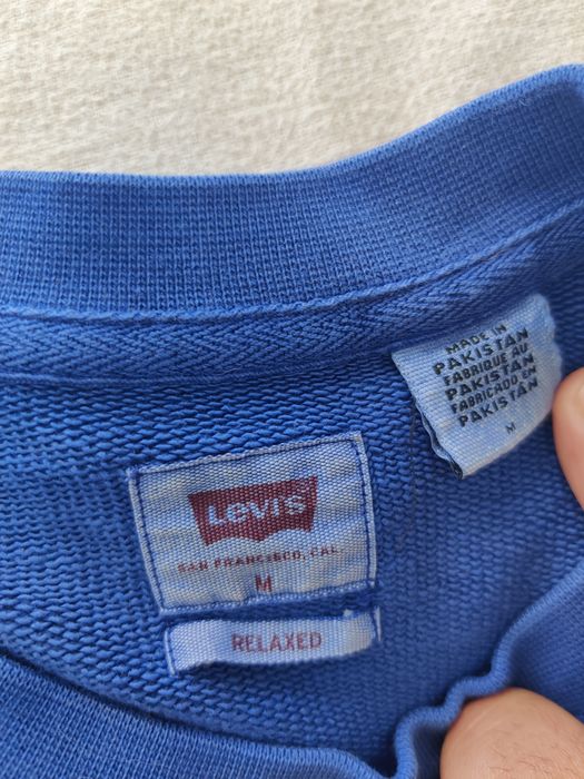 Camisola Levi's.