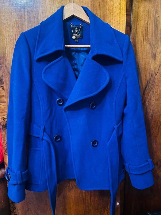 Sprzedam kurtkę lub krótki płaszcz kaszmirowy.