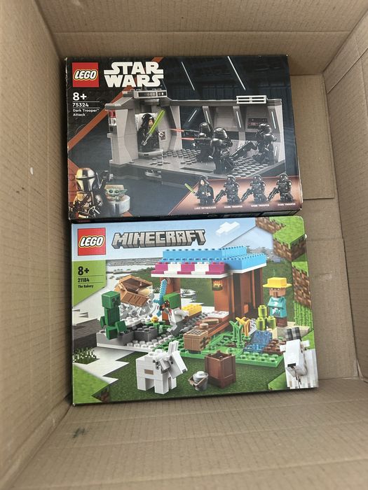 Набір Lego 75324