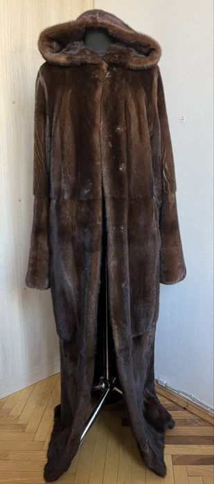 Норкова шуба із цільної норки розмір 46-48