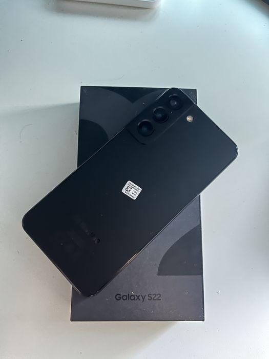 Samsung s22 5g 128gb em boa condicao nenhum risco