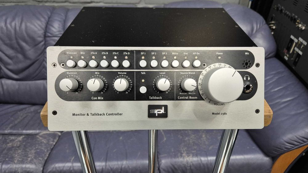 SPL Monitor & Talkback Controller Model 2381 Контролер для моніторів