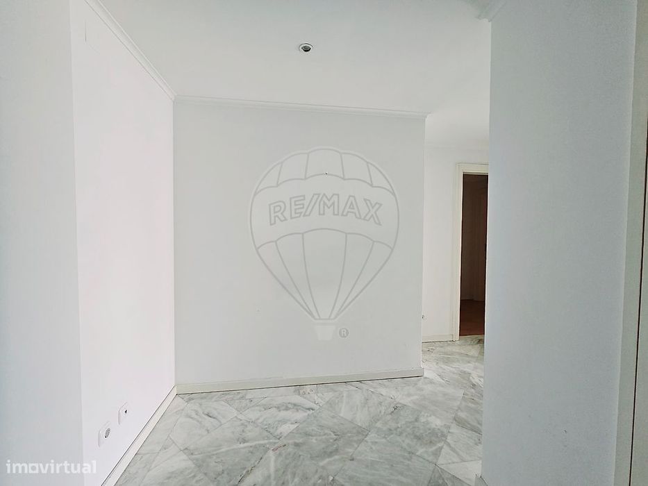 Apartamento T1 para arrendamento