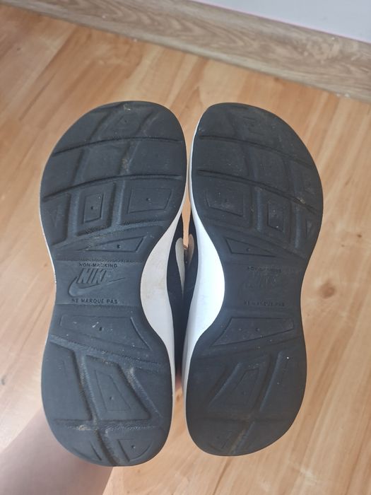 Buty nike na rzep dziecięce unisex
