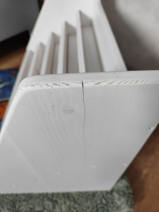 Книжкова шафа полиця монтессорі