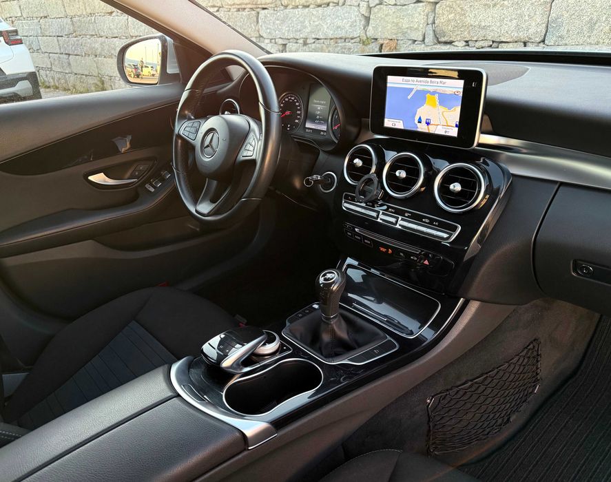 Mercedes-Benz C 180 BlueTEC Station 1.6 — Excelente estado