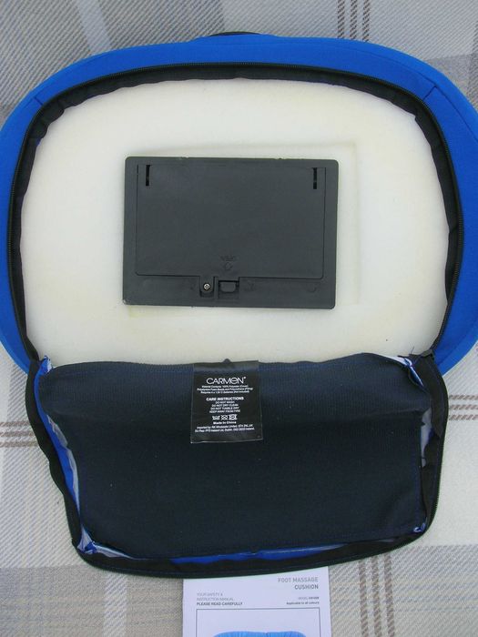 Вібромасажер для ніг Carmen C81229 (подушка-масажер)   бездротова