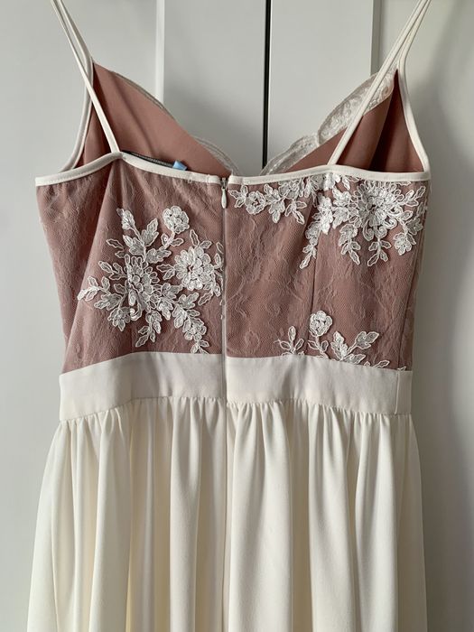 Sukienka maxi w kolorze ecru z koronką, rozmiar 34