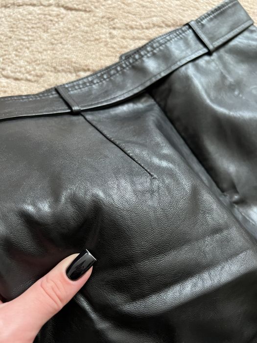 Чорна Шкіряна юбка-шорти