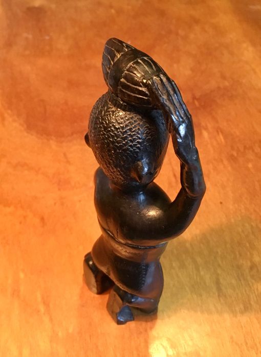 ESCULTURA MACONDE - anos 60 - 17 cm/s