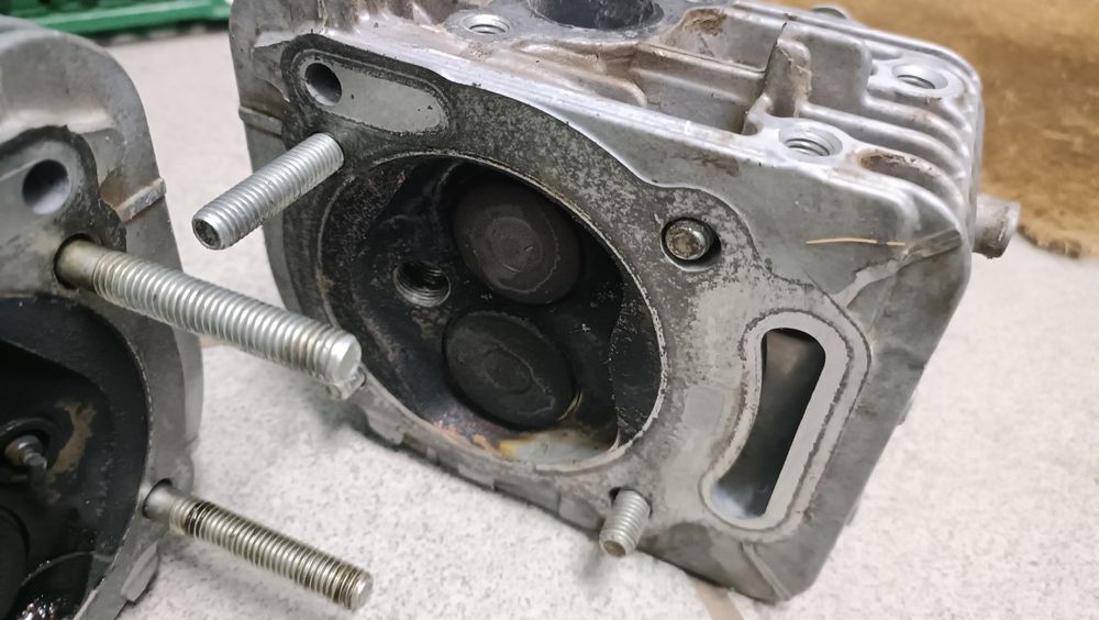 Głowice 38 do silnik Briggs vanguard v-twin wał poziomy tłok 75mm