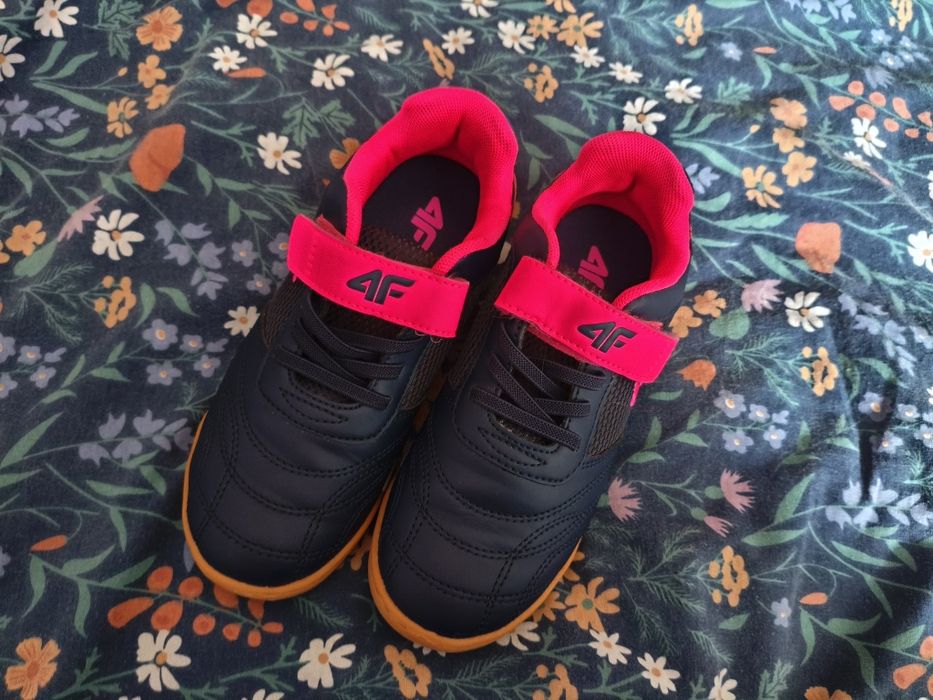 Buty halówki 33r 4F