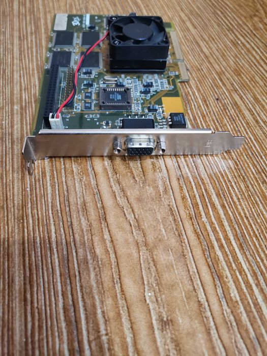 Видеокарта 3Dfx Voodoo Banshee 16Mb