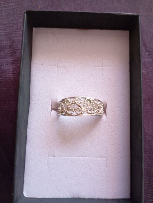 Pierścionek srebrny