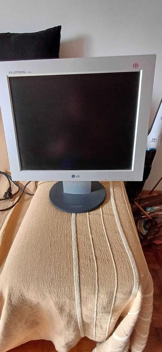 Vendo Monitor LG Flatron L1530S 15 polegadas LCD