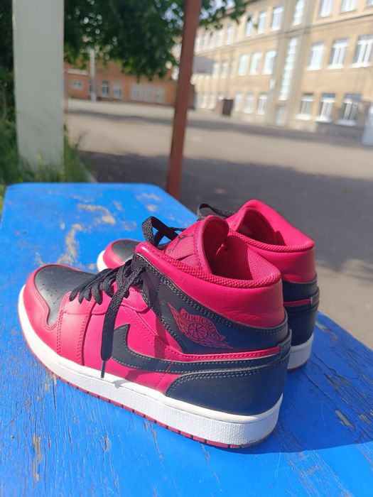 Nike Air Jordan 1 Mid
