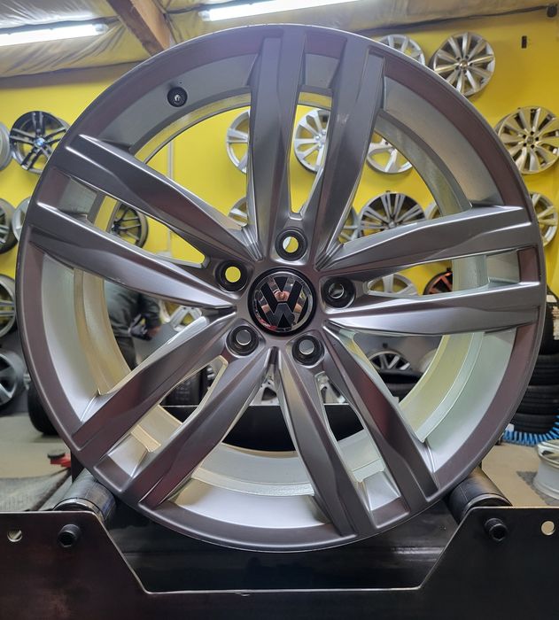 4× Felgi Aluminiowe Volkswagen OE GOLF VII 7.5" x 18" 5x112 ET 51