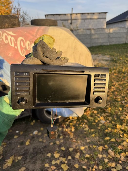 Продам автомагнитолу андроид для бмв е53