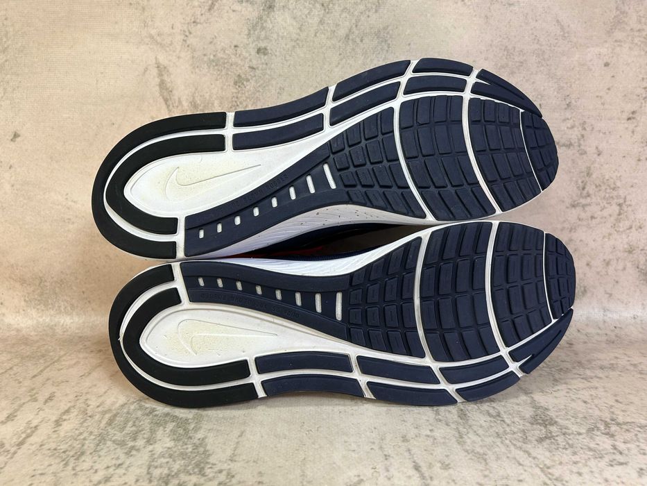 Кроссовки Nike Air Zoom Structure 24